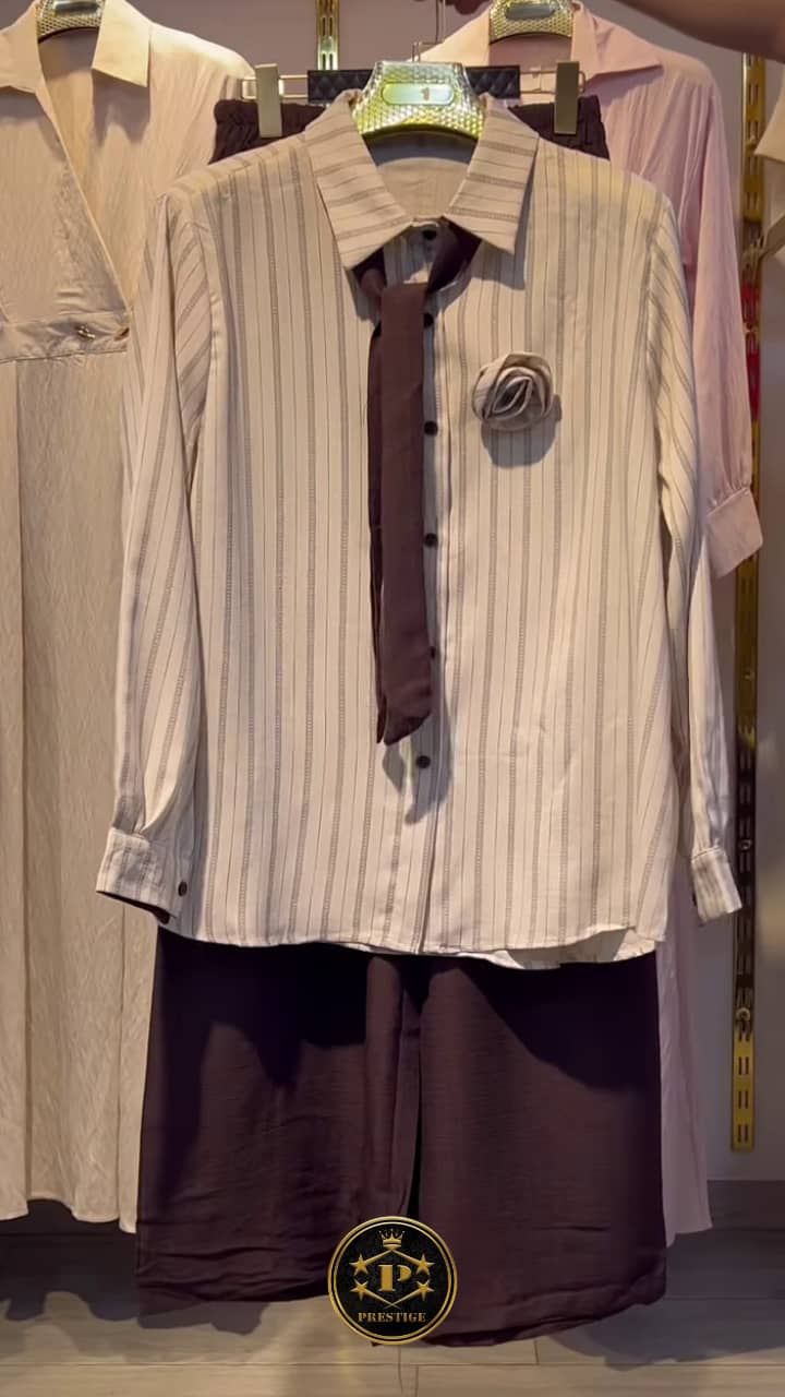 Ensemble 2 Pièces Chemise Rayée avec Cravate & Jupe-Culotte — Lin Top Qualité