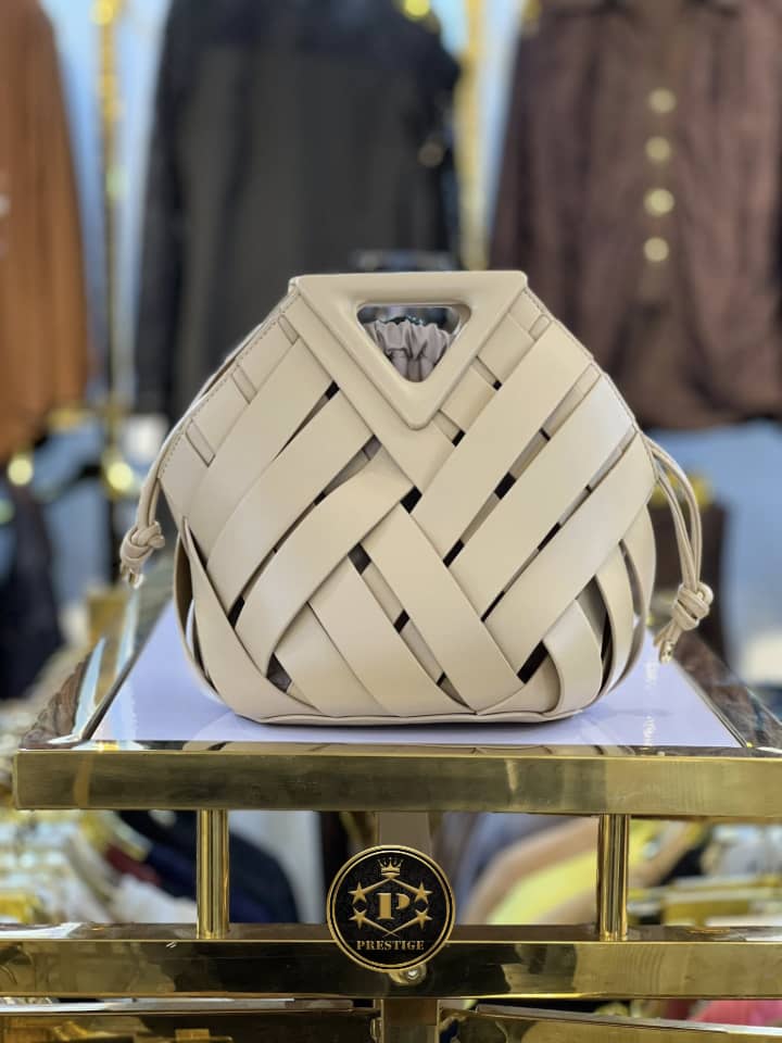 Sac Tressé Triangle avec Pochette Amovible