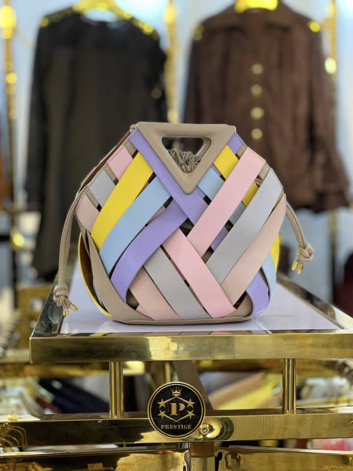Sac Tressé Triangle avec Pochette Amovible