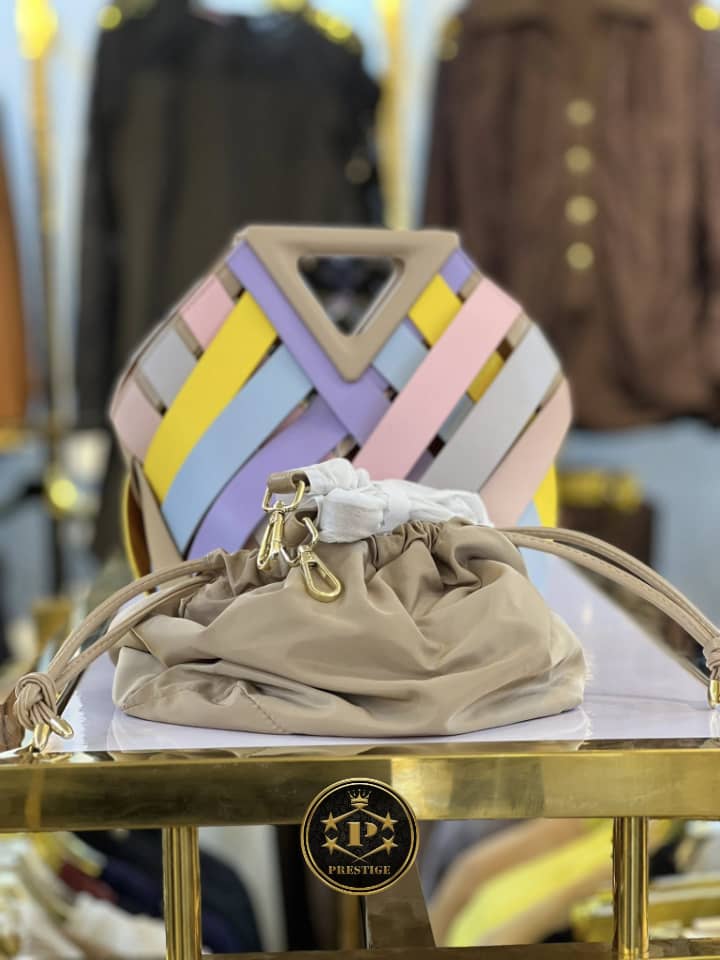 Sac Tressé Triangle avec Pochette Amovible