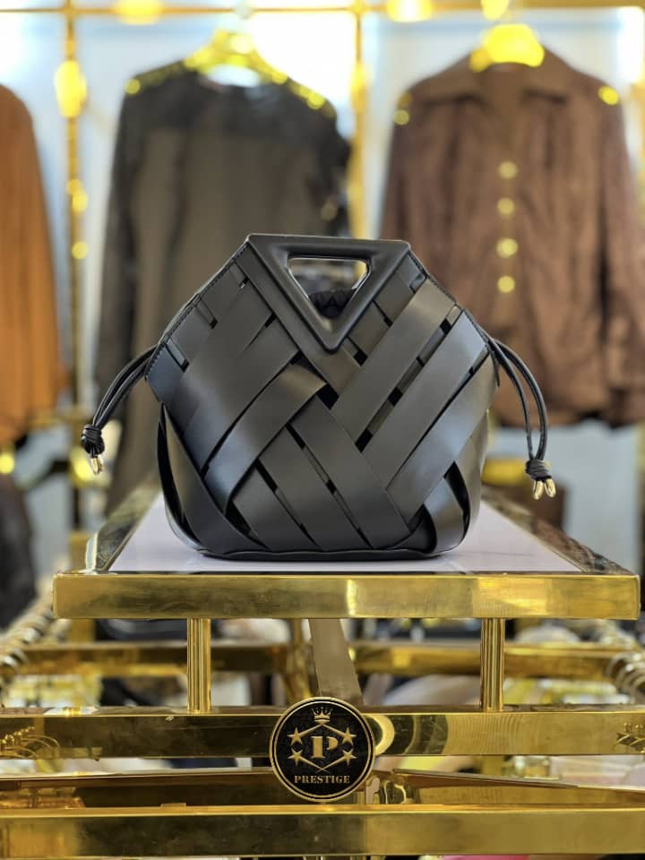 Sac Tressé Triangle avec Pochette Amovible